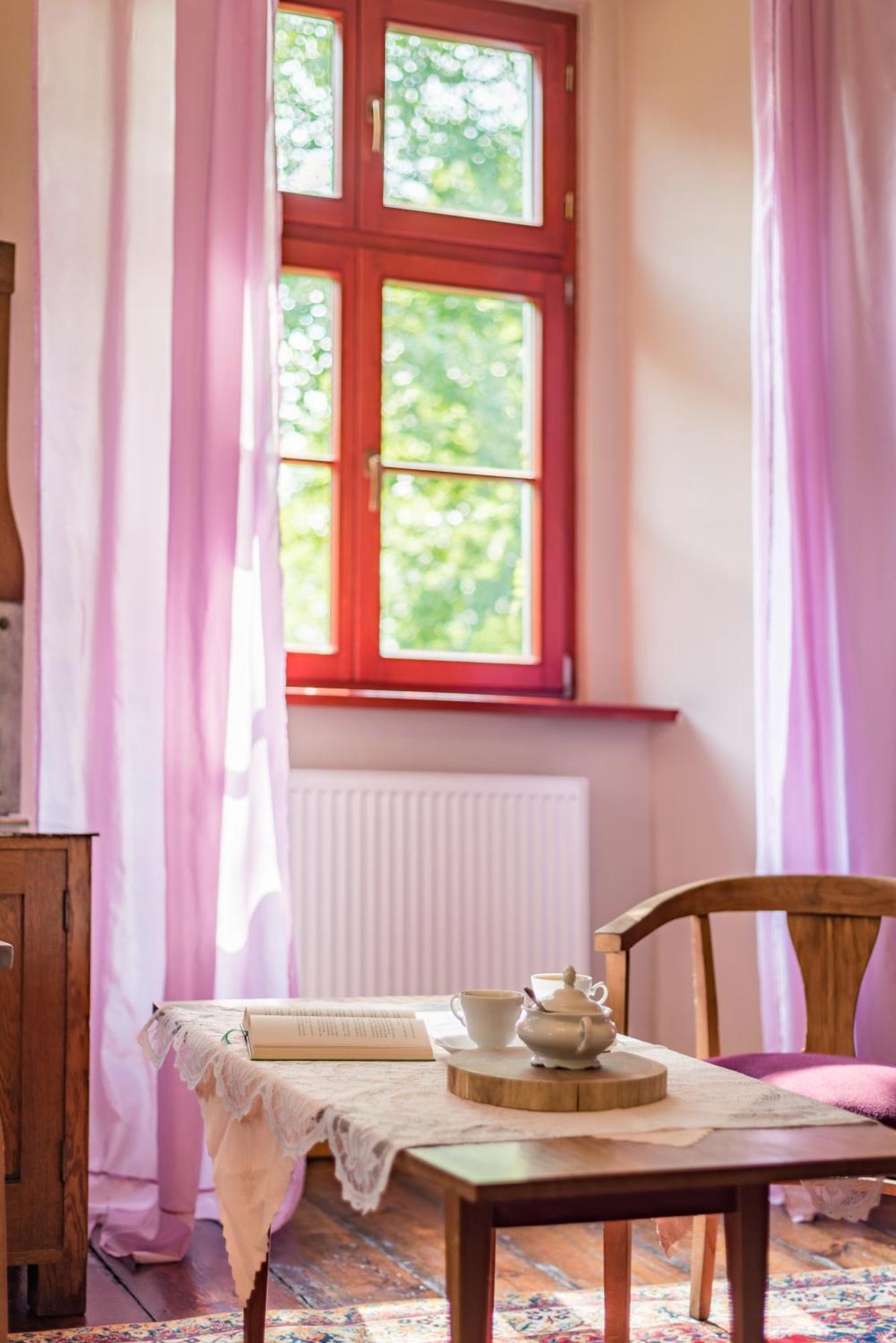 Zamek Dobroszyce Aparthotel Room photo